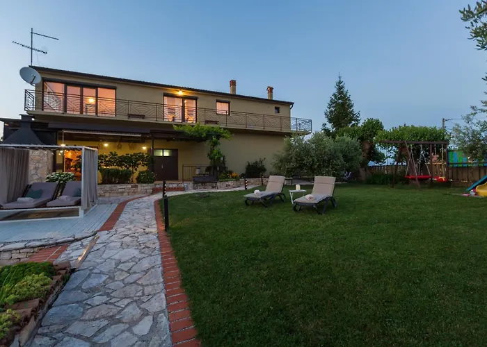 Vital Private Pool 빌라 비지나다